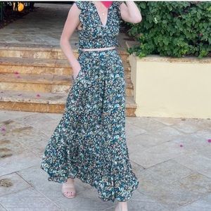 Free people pretty daze set. Combo color green/black/blue.